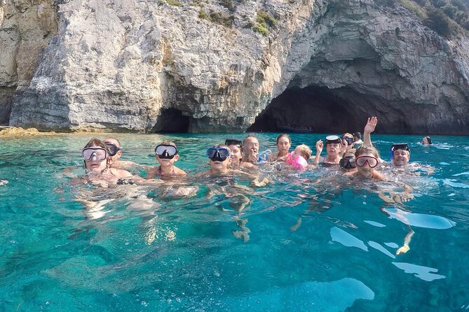 4 Hour Beach Tour with Meal and Unlimited Drinks in Rhodes - Lunch and unlimited drinks: good value with limits