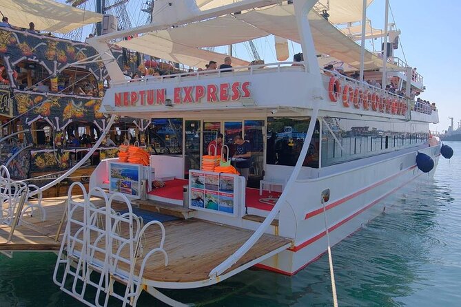 Alanya Boat Trip With Lunch, Unlimited Drinks & Hotel Pickup - What this Alanya boat trip is really like