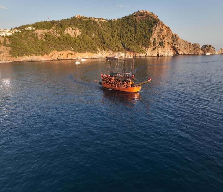 Alanya: Luxury Pirate Boat with Lunch & Unlimited Drinks - Swim stops with room for children