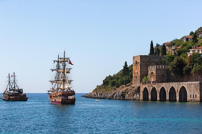 Alanya Pirate Boat Trip With Unlimited Drinks & Lunch - Leaving Alanya and seeing the coast from offshore