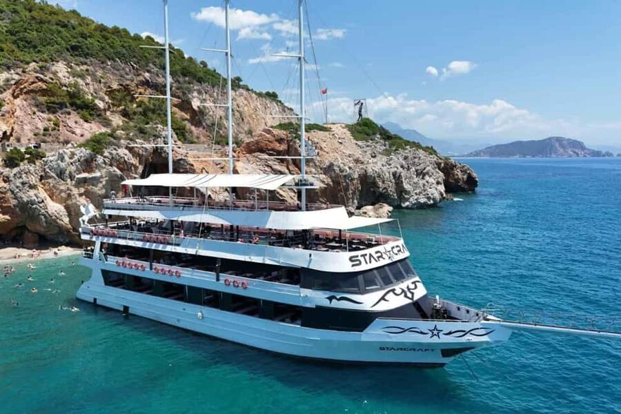 Alanya/Side: Starcraft Boat Trip w/ Unlimited Beer and Wine - A big white yacht at Alanya Harbour