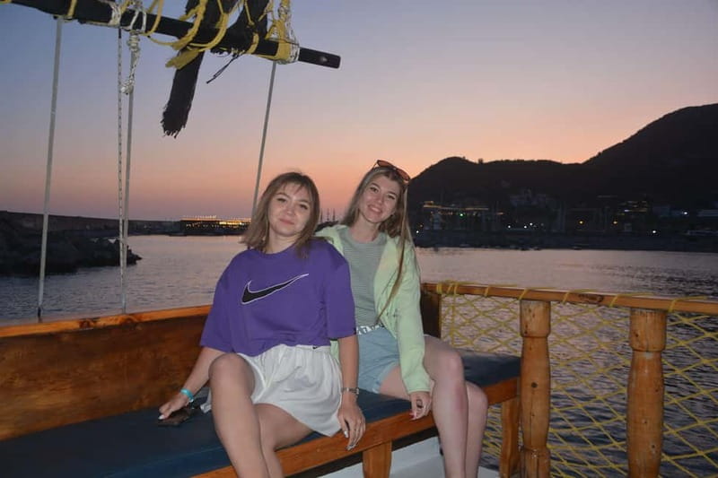 Alanya: Sunset Party Boat w/ Dinner & Unlimited Drinks - Seeing Alanya’s waterfront from the boat