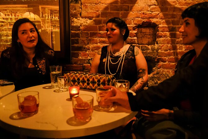 Alexandria Ghosts: Spirits & Spirits Haunted Pub Crawl - George Washington and the white horse