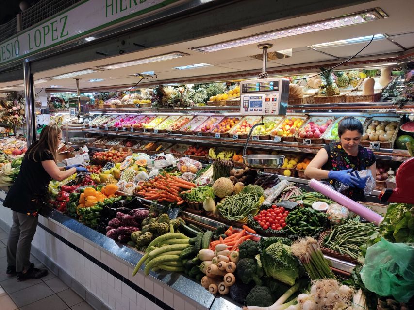 Alicante: Central Market Guided Food Tour with Tapas Bars - The second walk and the final tapas stop