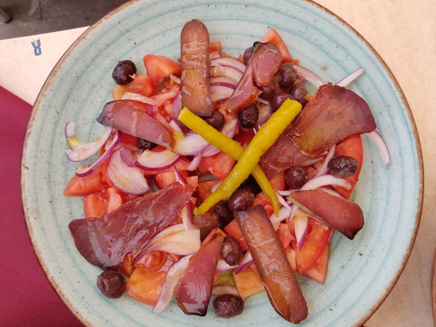 Alicante: Central Market Guided Food Tour with Tapas Bars - Who should choose this Alicante food tour?