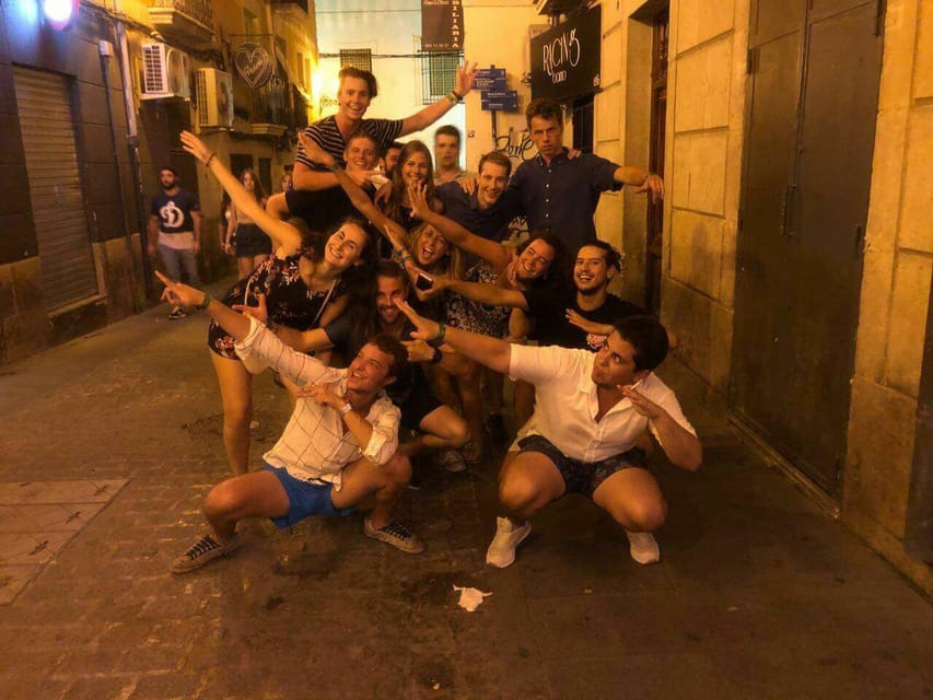 Alicante: Guided Pub Crawl with Shots and Beer - Languages, Meeting Point, and Useful Preparation