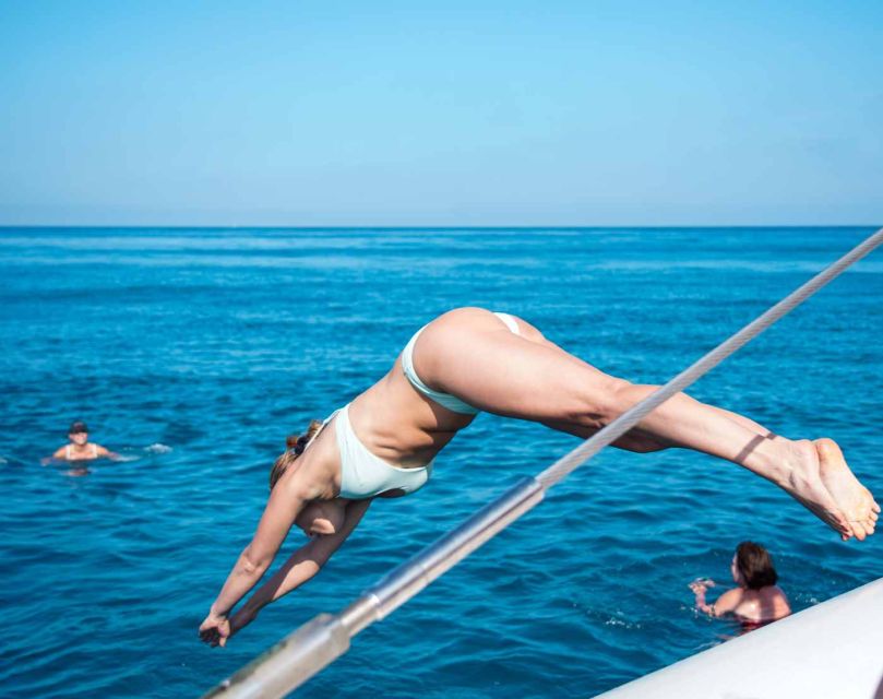 Altea: Catamaran Party Boat - Who will enjoy this most
