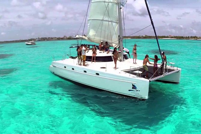Amazing tour to the beauty Isla Mujeres with Snorkel and open bar - Checking in at Marina Las Perlas