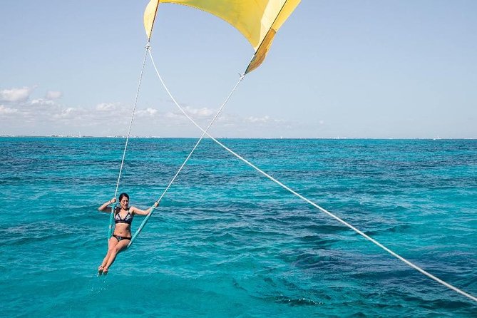 Amazing tour to the beauty Isla Mujeres with Snorkel and open bar - The spinnaker ride and its weather limits