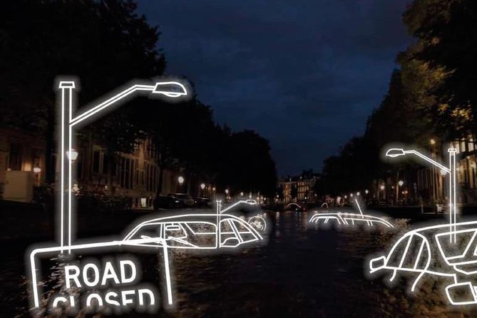Amsterdam 2-Hour Evening Cruise With Live Guide and Bar - Why Amsterdam at night is worth two hours