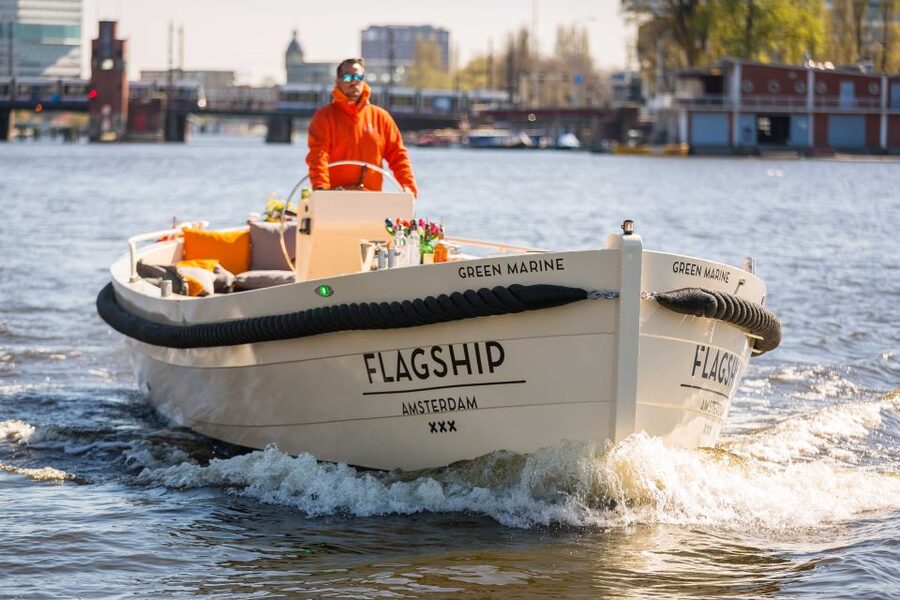 Amsterdam: Canal Belt Private Beer Boat Tour - Weather, music, and other practical limits