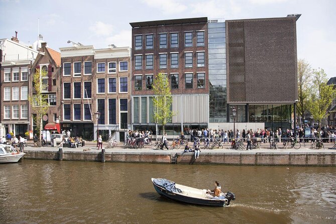 Amsterdam Canal Cruise in Open Boat with Unlimited Drinks Option - Key points to know before you book