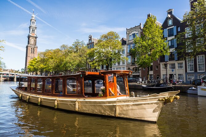 Amsterdam Classic Saloon Boat Canal Cruise with Live Guide - Key points before you book