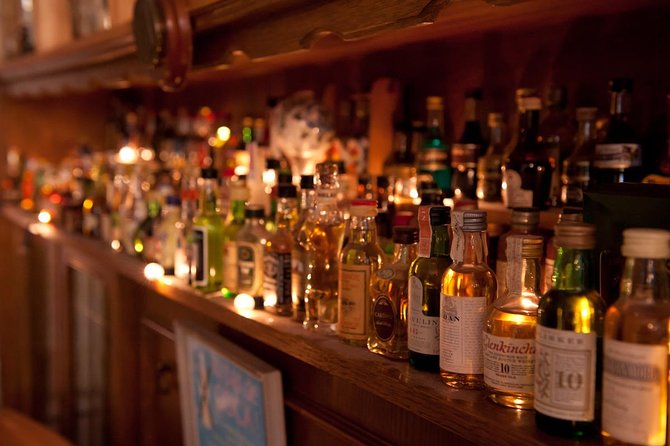 Amsterdam Craft Beer Tour - Discover the Tastiest Dutch Brews! - Walking past the Red Light District