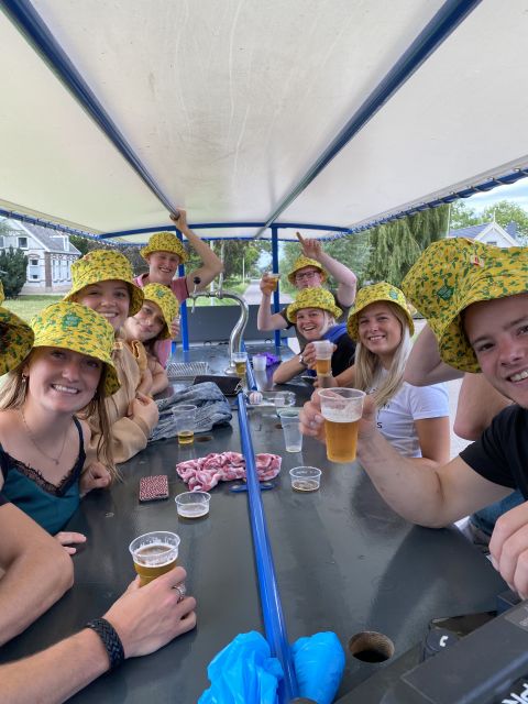 Amsterdam: Guided Beer Bike or Prosecco Bike Tour - What the strongest praise tells you