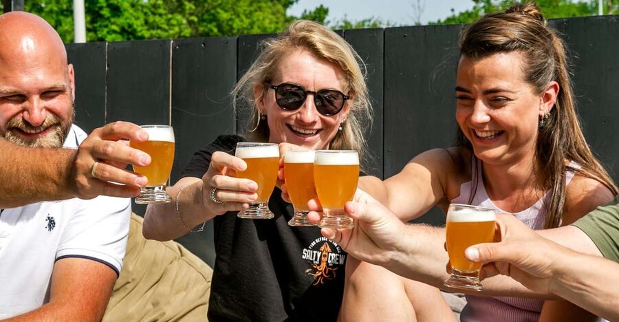 Amsterdam: Guided Craft Beer Brewery Bus Tour with Tastings - Nine small tastings, $68, and the value question