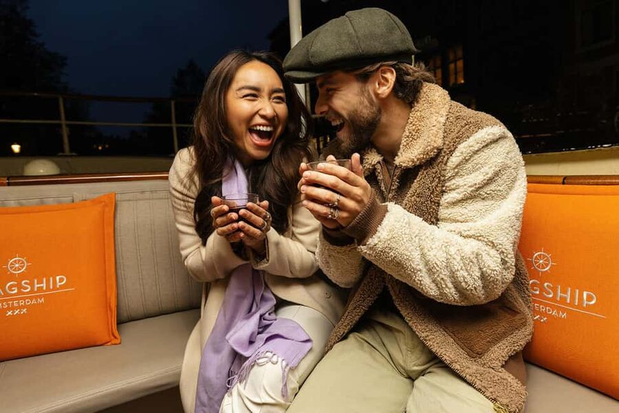 Amsterdam: Heated Canal Cruise with Unlimited Drinks & Bite - Grachtengordel and the changing city