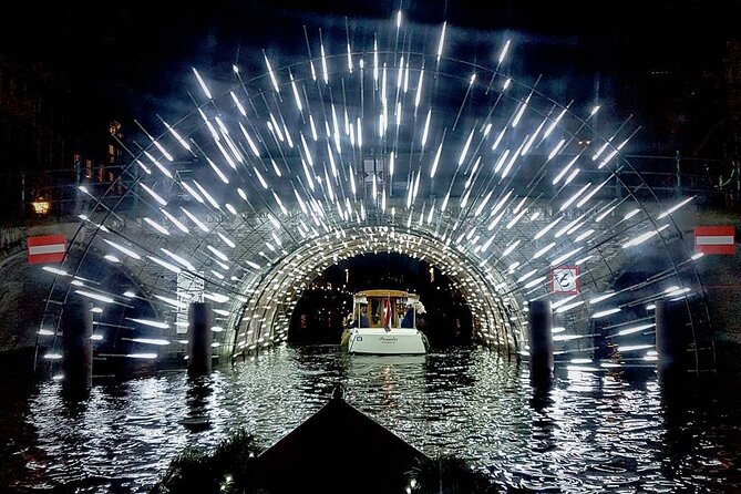 Amsterdam Light Festival: Canal Cruise + Snack & Unlimited Drinks - Boarding at Prins Hendrikkade