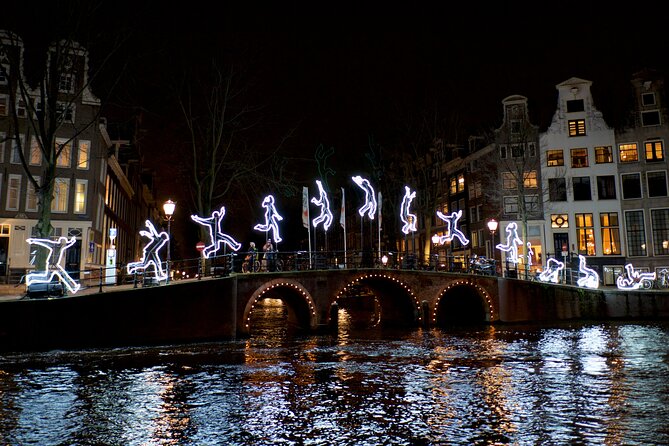 Amsterdam Light Festival Canal Cruise + Unlimited Drinks Option - Who will enjoy this canal cruise most