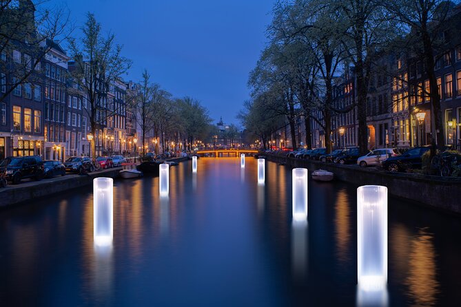 Amsterdam Light Festival Canal Cruise + Unlimited Drinks Option - What the 75-minute route feels like