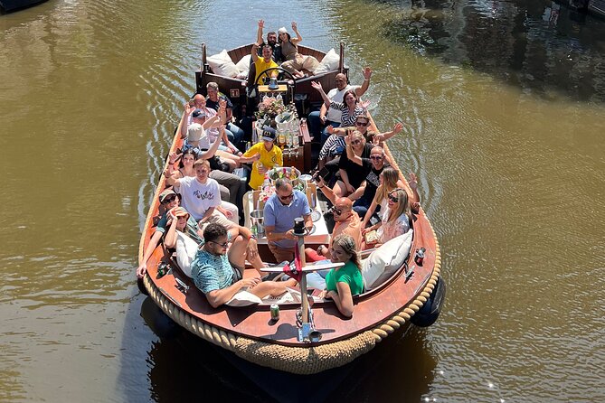 Amsterdam Luxury Boutique Boat tour with Unlimited Beer and Wine - De Wallen from the canal