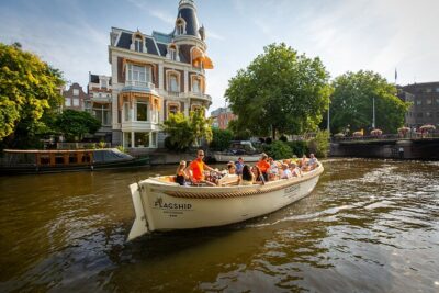 Amsterdam Luxury Canal Cruise + Unlimited Drinks & Bites option