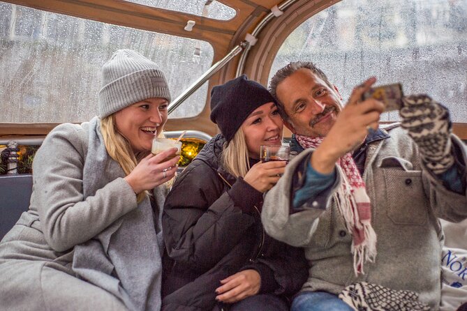 Amsterdam: Luxury Light Festival Cruise Unlimited Drinks Included - The boat matters more than the word luxury