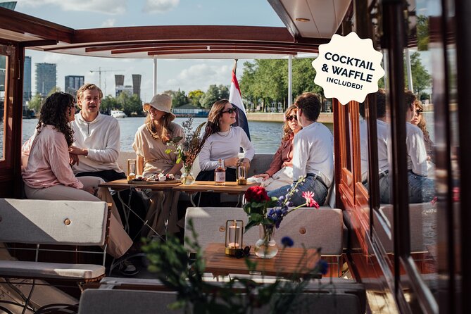 Amsterdam: Luxury Saloon Boat Cruise with Cocktails & Waffle - Five things to know before boarding