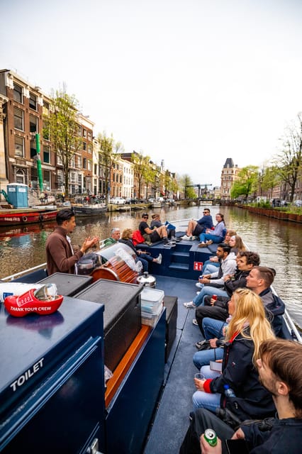 Amsterdam:Old City Canal Cruise with Live Guide and Open Bar - Checking in at the H’Art Museum dock