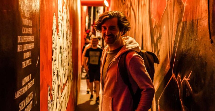Amsterdam: Private Night Tour of Speakeasies and Bars - Three drinks, two snack rounds, and what that really covers