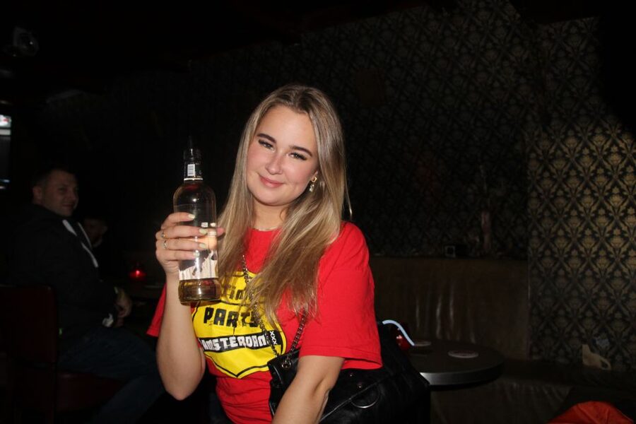 Amsterdam: Red-Light District Pub Crawl and Booze Boat Tour - My verdict on the boat and crawl