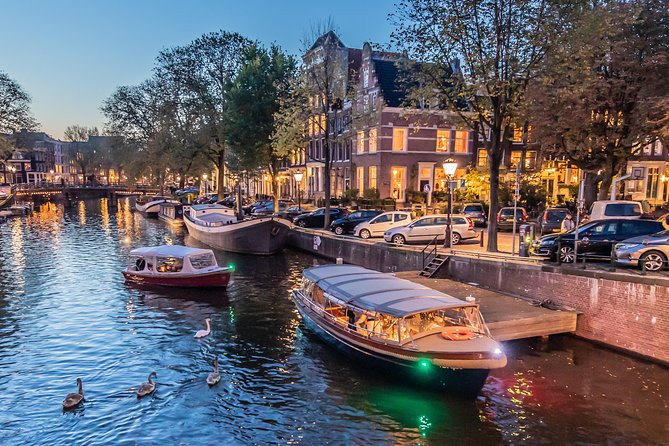 Amsterdam Small-Group Evening Canal Cruise Including Wine, Craft Beer, Cheese - The captain can make or break the evening
