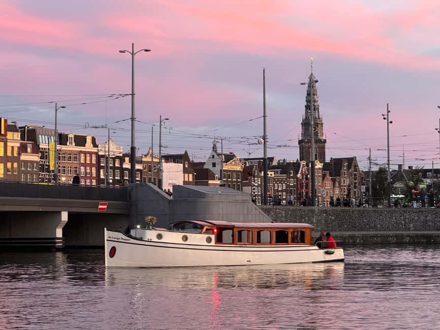 Amsterdam: The Bulldog Boat Smoke and Booze Cruise - Who will enjoy the Bulldog Boat most?