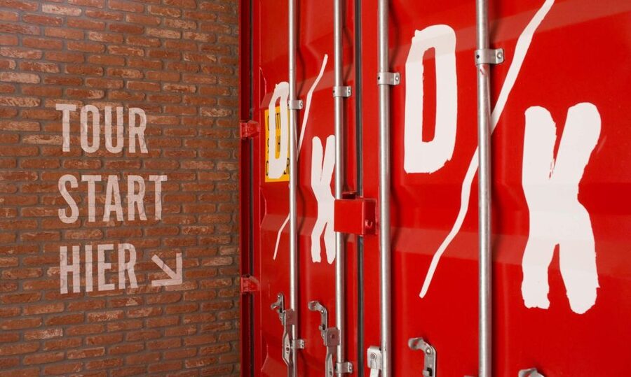 Antwerp: City Brewery De Koninck Interactive Tour - Try the beer tapping challenge