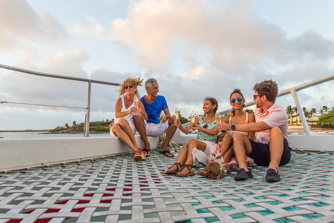Aruba Sunset Sail Dinner Cruise with Open Bar by Catamaran - The open bar and the evening mood