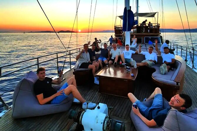 Athens Riviera Sunset Cruise with Snacks and Drinks Included - Snacks, drinks, and the changing mood onboard