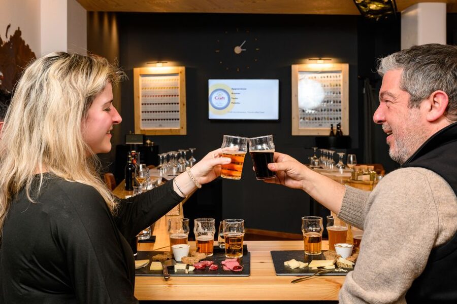 Athens: Small Group Beer Tasting Experience - A class that stays social