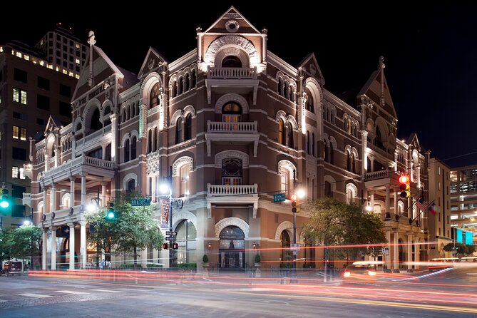 Austin: Haunted Pub Crawl Walking Tour - The Driskill Hotel and Austin’s ghostly reputation
