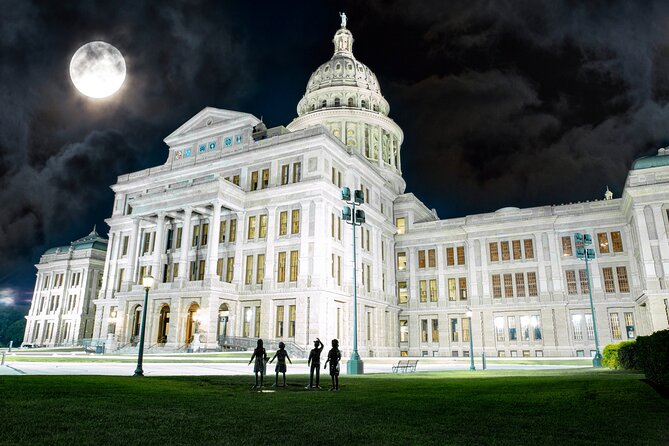 Austin Spirits & Spirits Haunted Pub Crawl - Austin’s museum of odd things