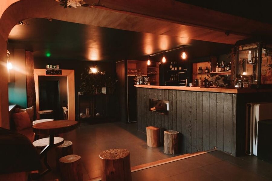 Axe Throwing Experience - Drinks, snacks, and the social side of WoodCutter
