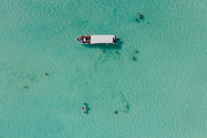 Bacalar Lagoon Sightseeing Boat Tour with Open Bar and Snacks - Why a boat is the right way to see Bacalar Lagoon