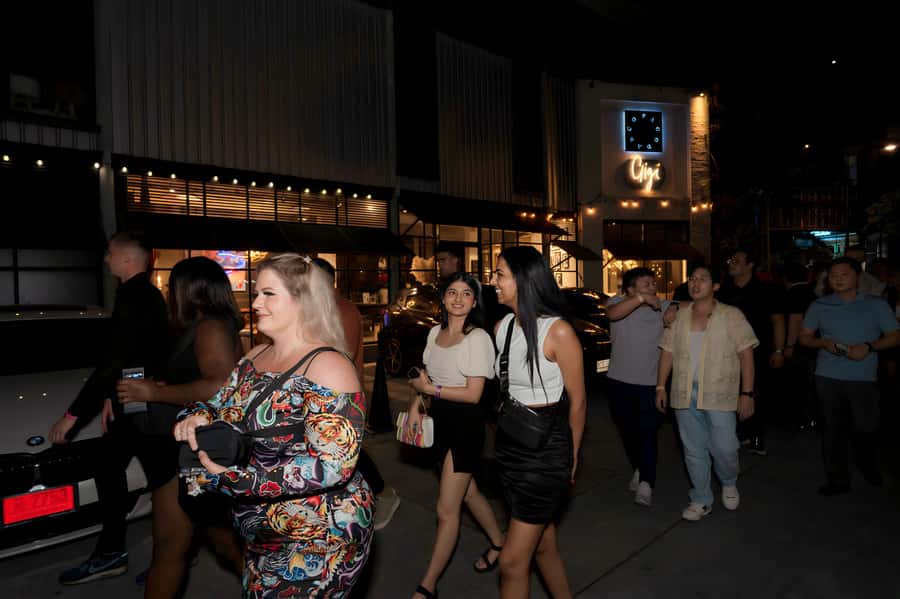 Bangkok: Bar and Club Crawl - How to make the evening run better