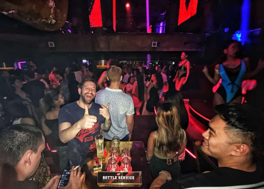 Bangkok: Bar and Club Crawl - Bangkok club dress rules are not optional