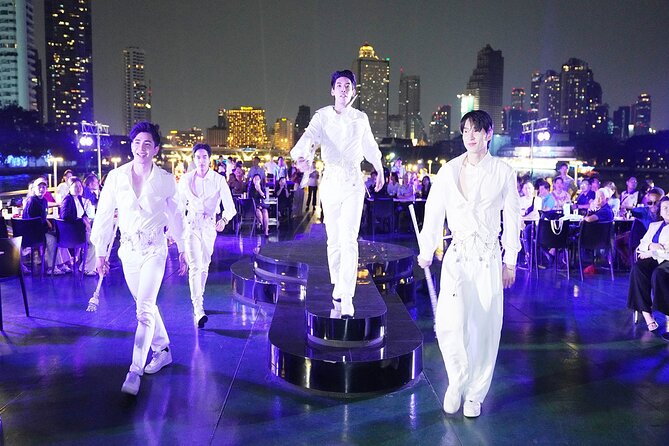 Bangkok Carnival Dinner Cruise with Free-flow Beer and Buffet - What the 6:15 PM to 8:30 PM cruise feels like