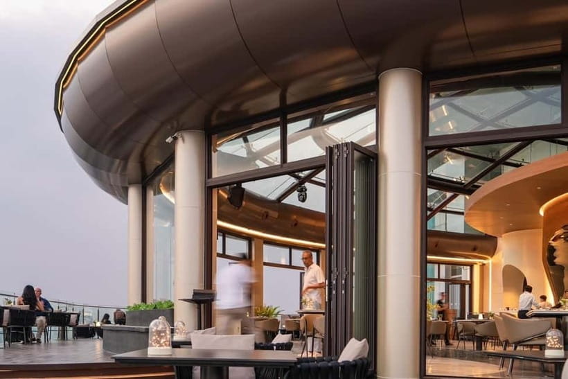 Bangkok: Cielo Sky Bar & Restaurant Rooftop - The rooftop atmosphere and service