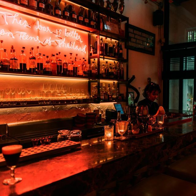 Bangkok: Guided Bar Hopping Night Tour with Private Option - Four Bangkok bars in three and a half hours