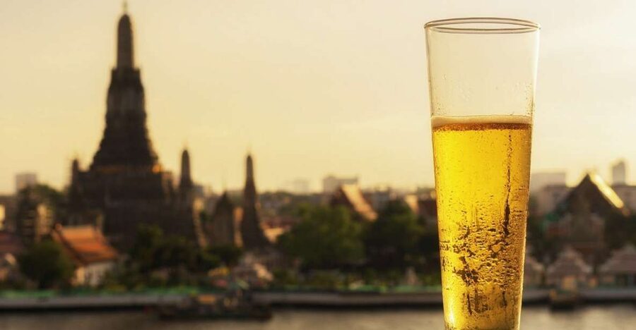 Bangkok: Historical Temples Tour & Hidden Bar at Sunset - Key points at a glance
