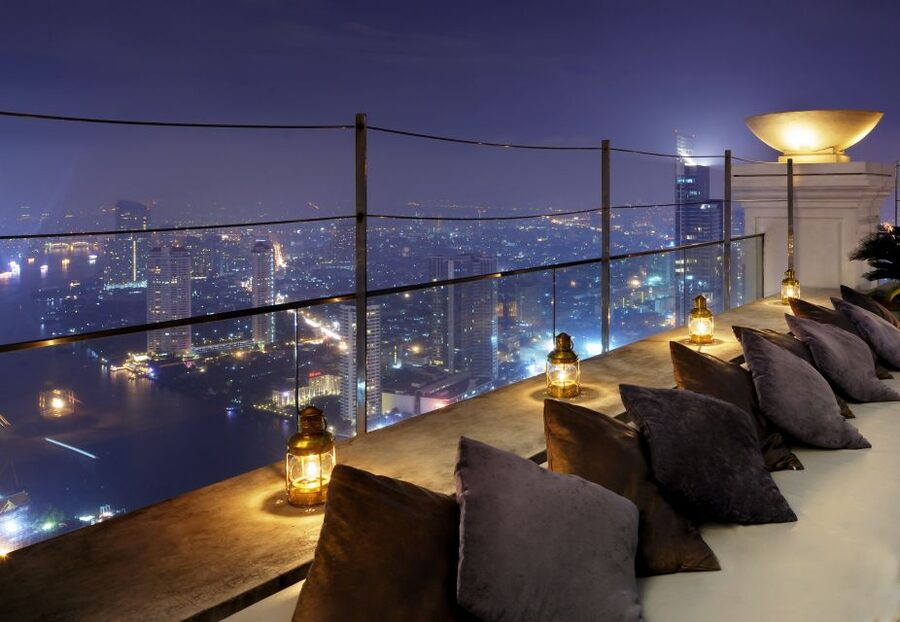 Bangkok: Lebua Rooftop Bar Reservation & Round-Trip Transfer - Photography is welcome, within limits