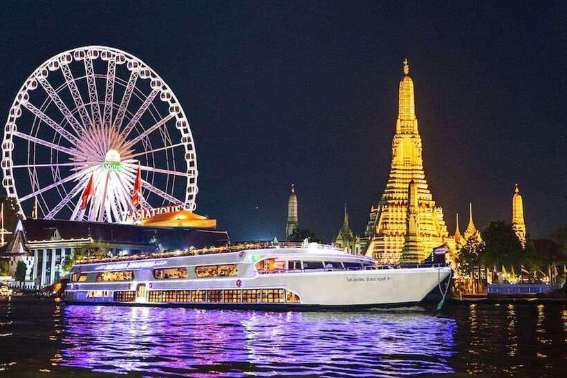 Bangkok: Luxury White Dinner Cruise Free Flow Beer and Wine - Getting to ICONSIAM Pier 4 without stress