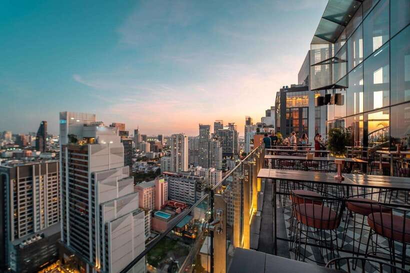 Bangkok: Mojjo Rooftop Lounge & Bar Food & Beverage Package - Is $31 a good value?